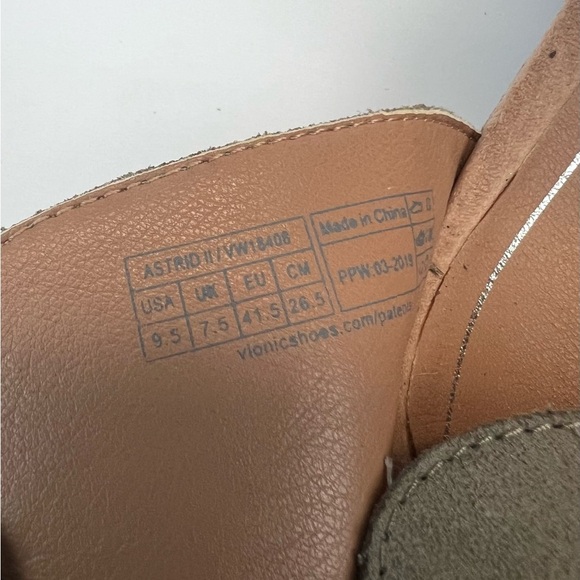 Vionic Hoola Astrid Il Taupe Wedge Sandals Size 9.5 - Picture 5 of 8